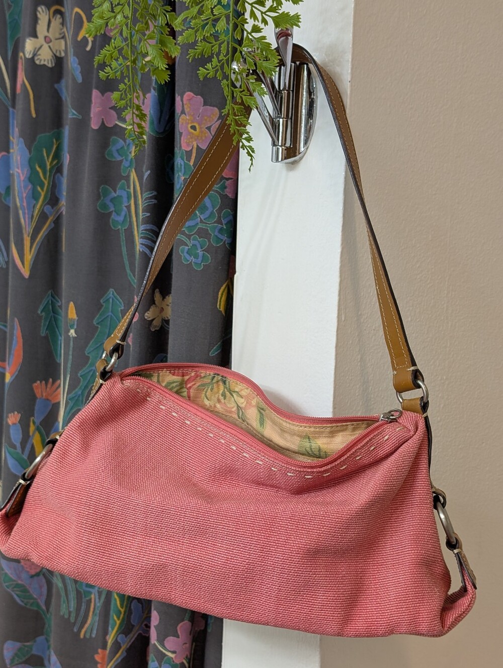 Fossil shoulder bag